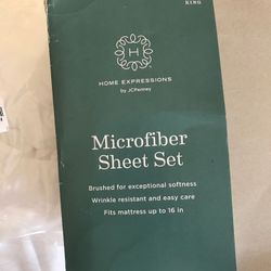 New! King Size sheet set & Green Patterned King Size Blanket