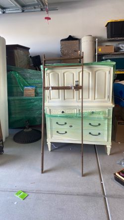 Behind Toilet Wood Stand