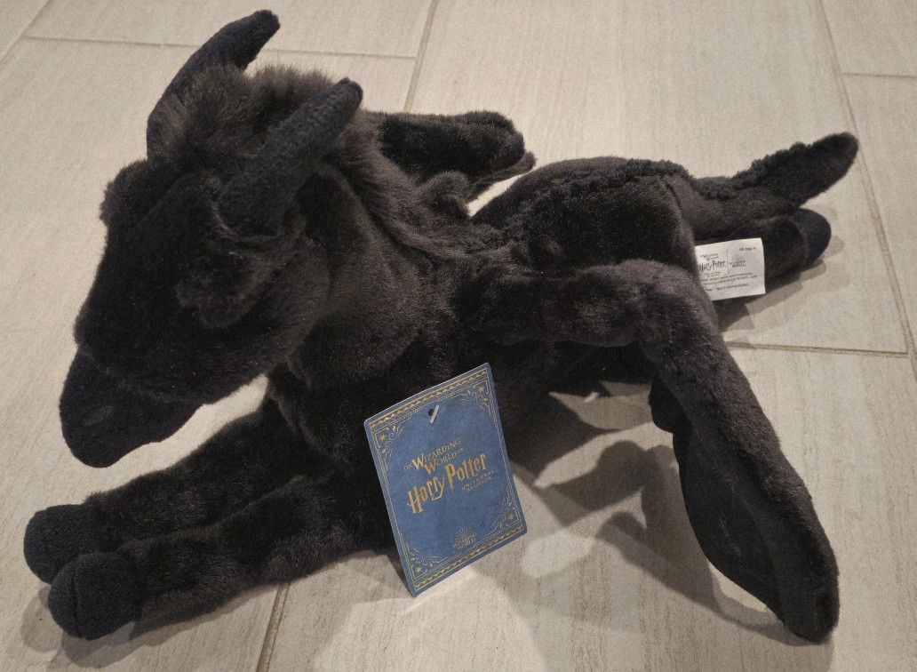 Universal Studios, Wizarding World of Harry Potter Thestral Plush (New w/ Tag)