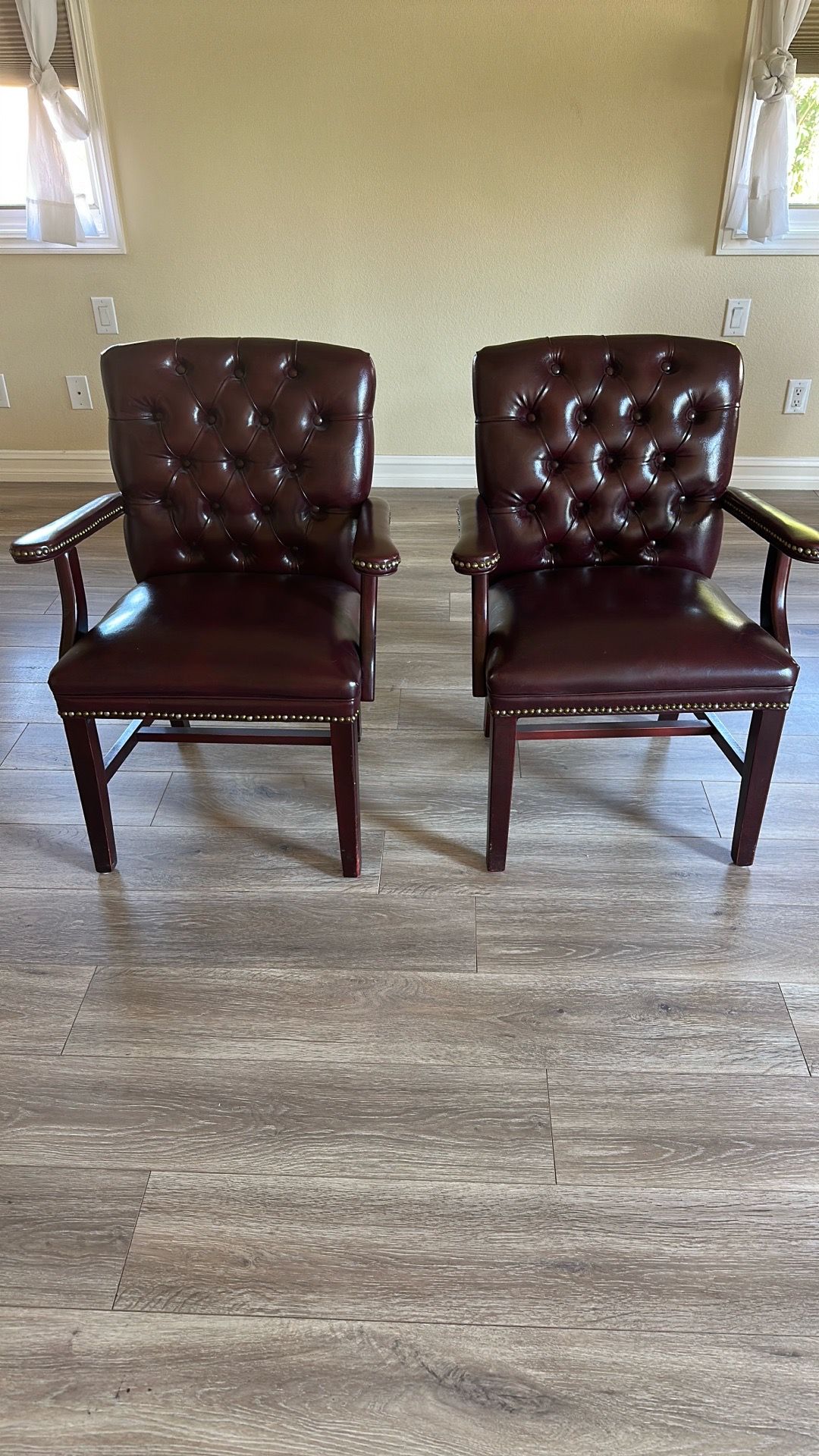 Set of two chairs