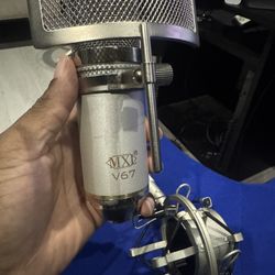 MXL V67 Microphone 
