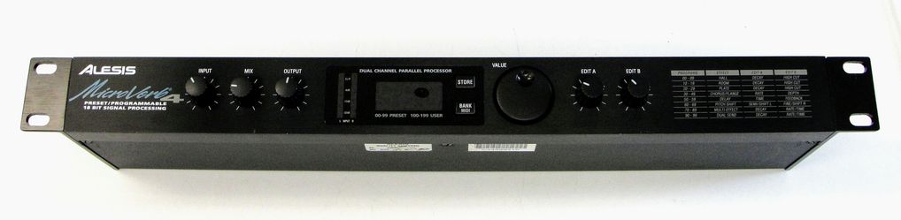ALESIS MICROVERB4 PROGRAMMABLE 18-BIT SIGNAL PROCESSOR 