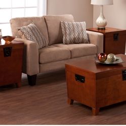 Brand New Wood Trunk Coffee Table Set (3pcs)