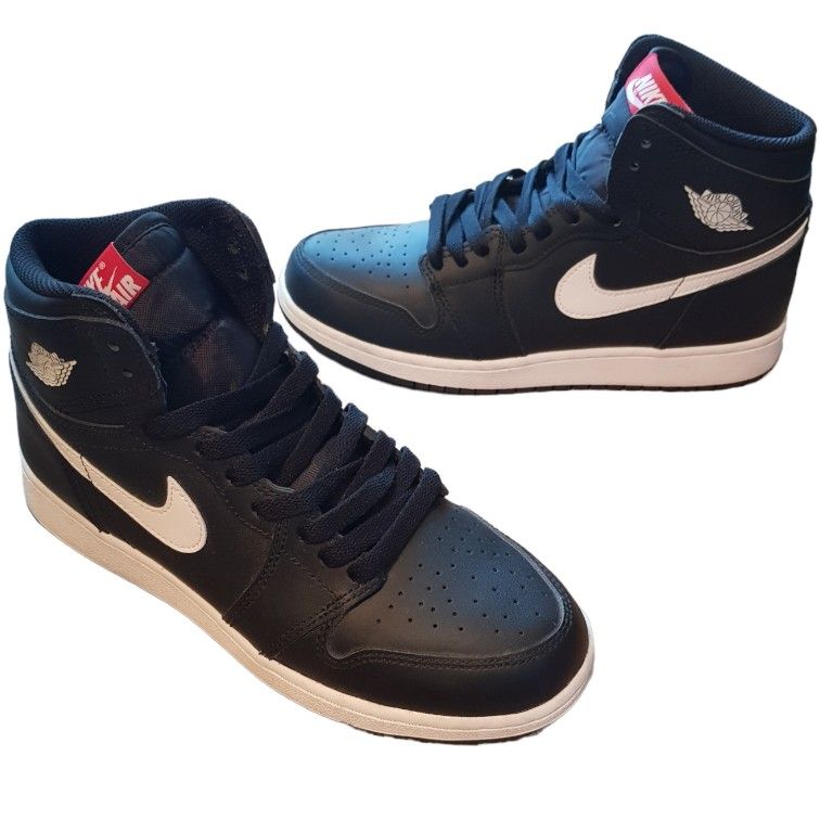 Women's Jordan 1 RetroYin Yang Black

Sneakers