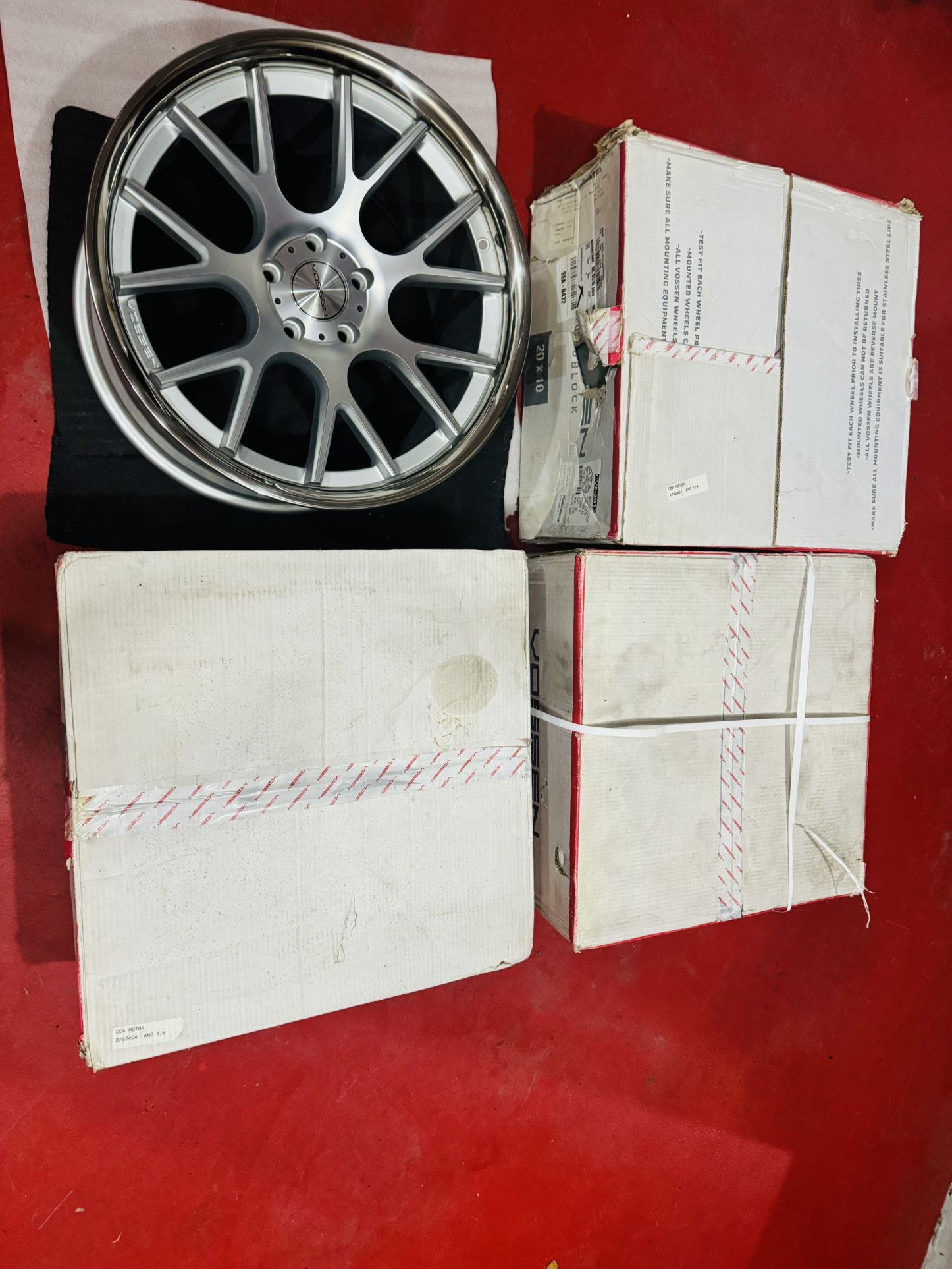 Vossen 20x 10 20x10.5 rear 20x10 front