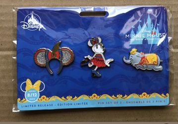 Minnie Mouse Main Attraction August Pin Set “Dumbo”