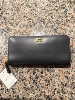 Coach Wallet New with tags