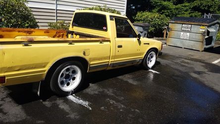 Nissan Datsun 720