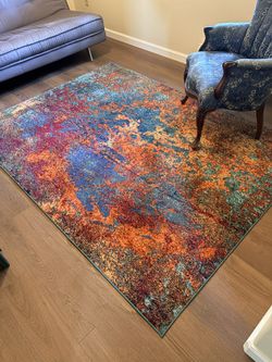Rug 5 X 7 (slightly bigger)