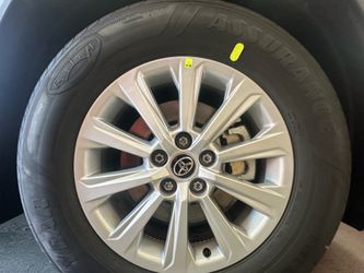 2026 Toyota grand highlander rims and tires