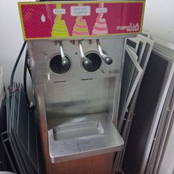 Ice Cream Machine 