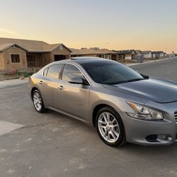 2009 NISSAN MAXIMA