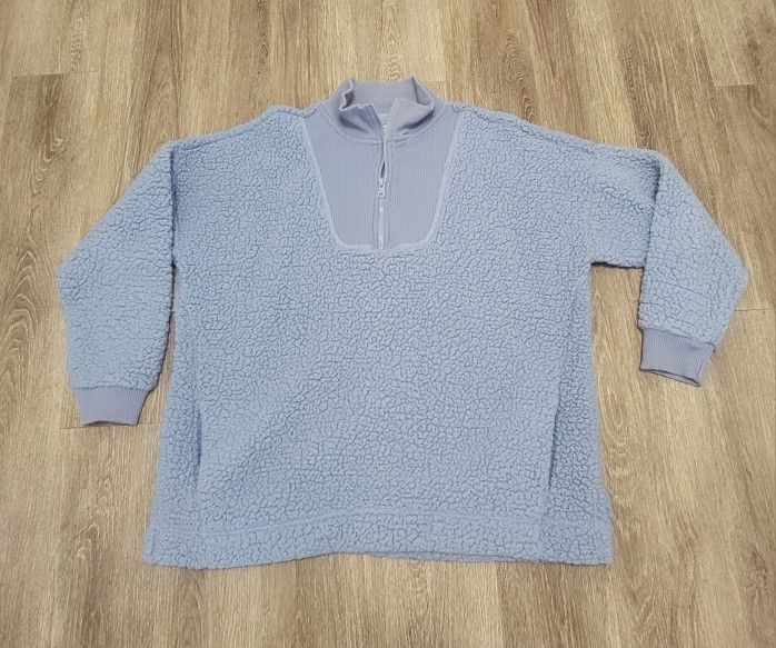 Aerie Womens Sherpa Pullover. Size Medium