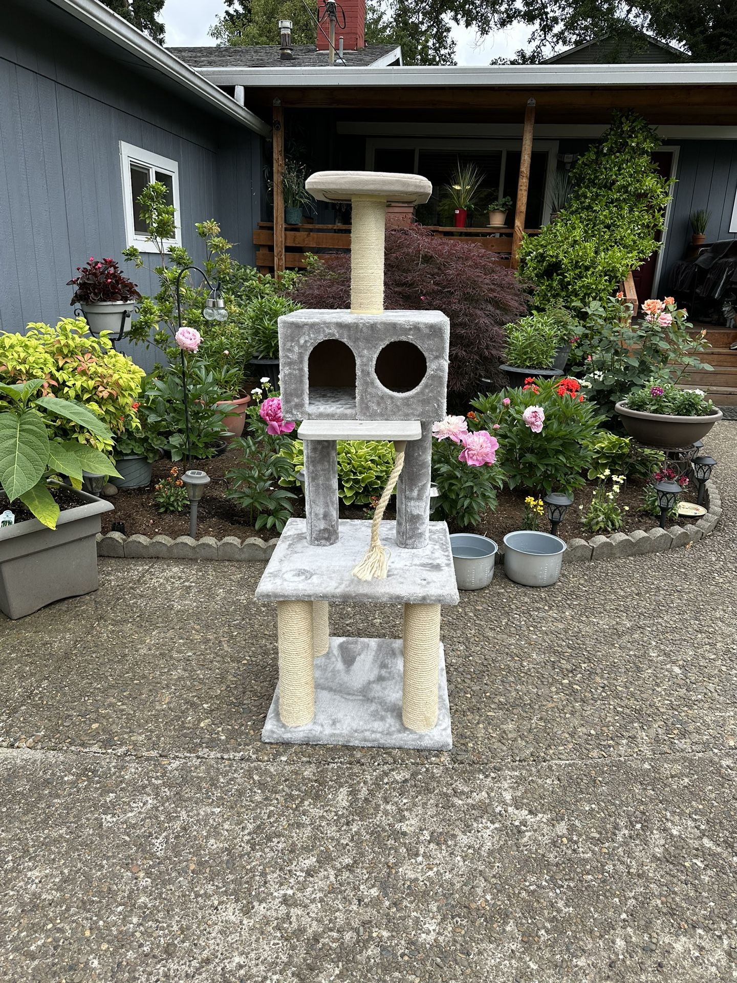 Cat tower
