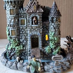 Halloween Hawthorne Village Frankensteins Castle 