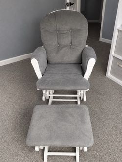 Rocking chair with ottoman