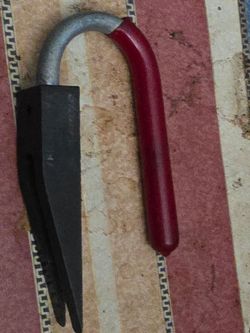 Snap on panel puller