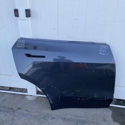 2020 2021 2022 2023 2024 Tesla Model Y Right Passenger Side Rear Door Shell OEM