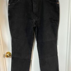 Wrangler Men’s Black Jeans 42x30 Excellent
