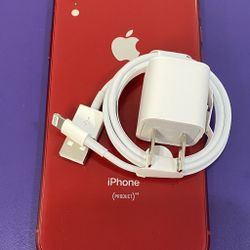 Factory unlocked apple iphone Xr 64 gb, store warranty! 