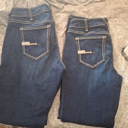 Ariat Jeans Size 29 Waist 30 Length