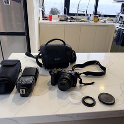 Nikon - Z 30 4K Mirrorless Camera (2025)