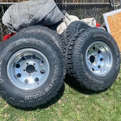 Rines 16x10 Con Llantas 285/75r16