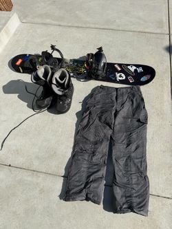 Complete Snowboard Package – 152cm Board, Bindings, HEAD Boots Size 11 & Snow Pants