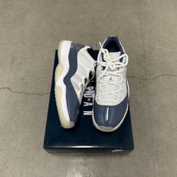 Jordan 11 Low Diffused Blue 