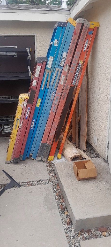 6 Ladders $250