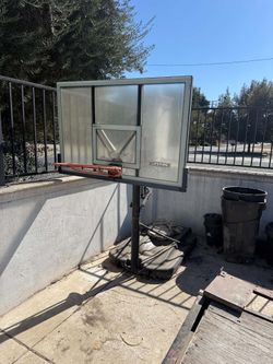 Basketball hoop $60 deliver locally