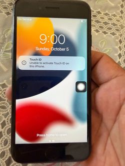 Working perfectly fine.  Home button damage.