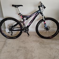 Mountain Bike Specialized M5 Stumpjumper 