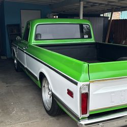 1969 Chevy C10 Two Tone Color Long Bed
