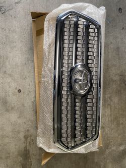 2017 Toyota Tacoma Grille