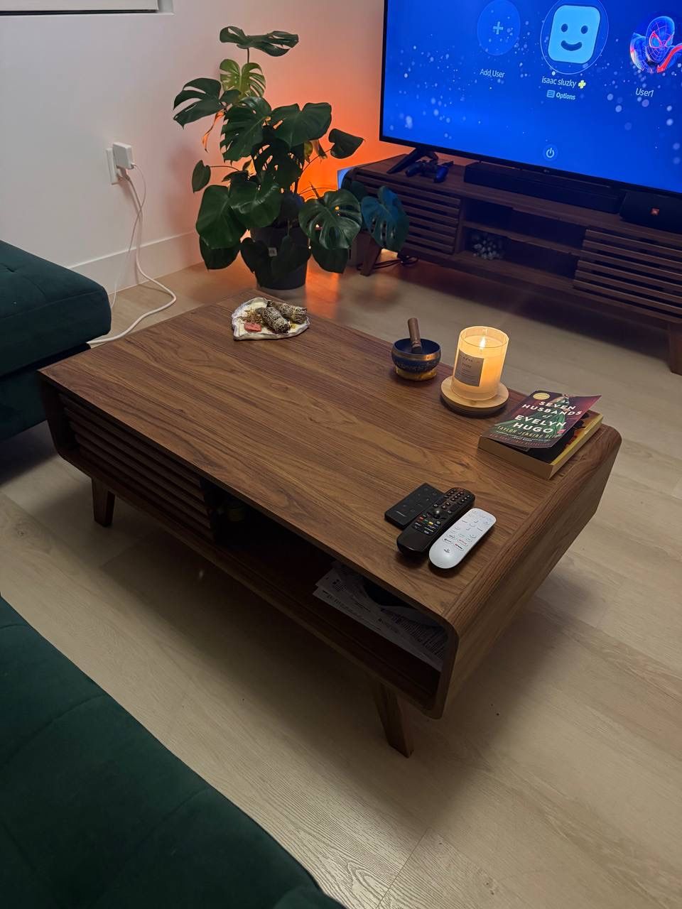 Coffee Table / Tv Stand Table