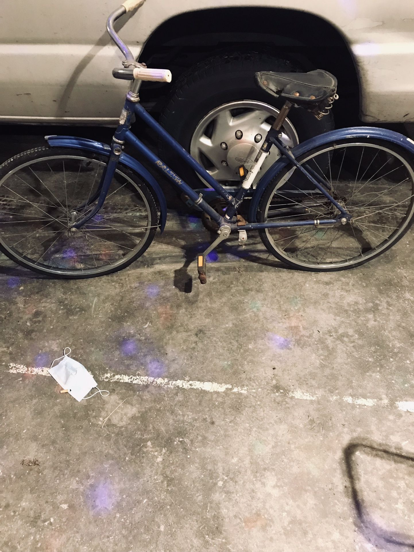 Antique RALEIGH bike