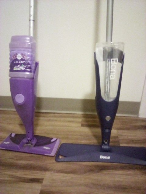 Swiffer wet jet/ Bona Mops