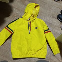 Boys Size 5 Tommy Hilfiger Jacket 