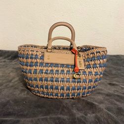 Large Coach handbag with removable straps