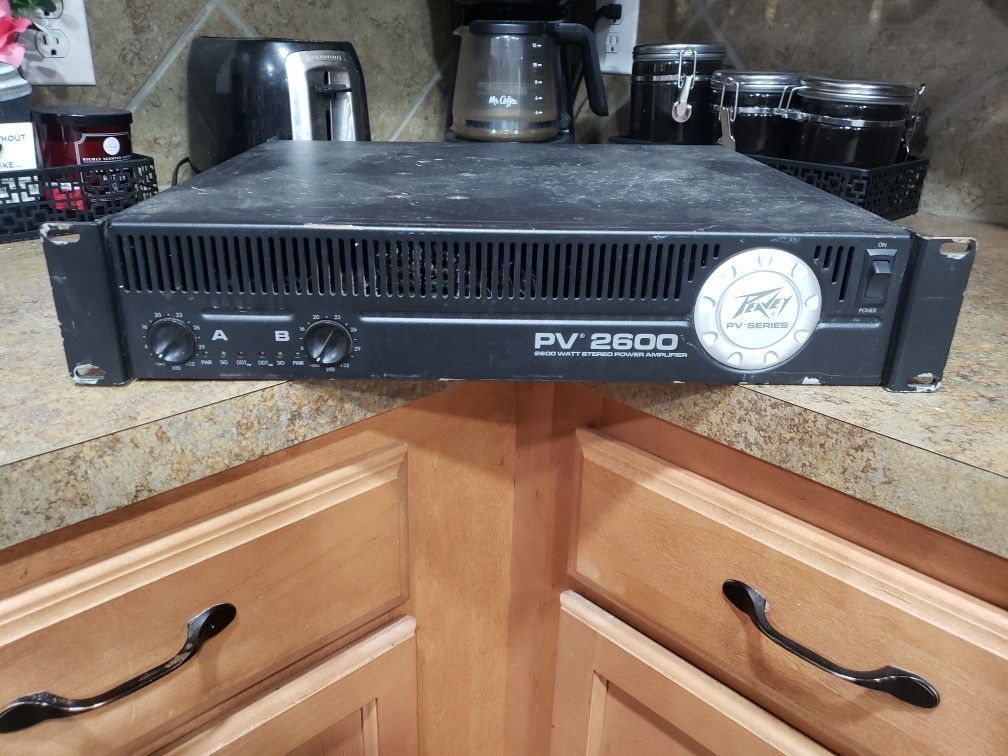 Peavey PV-2600 Amp Amplifier