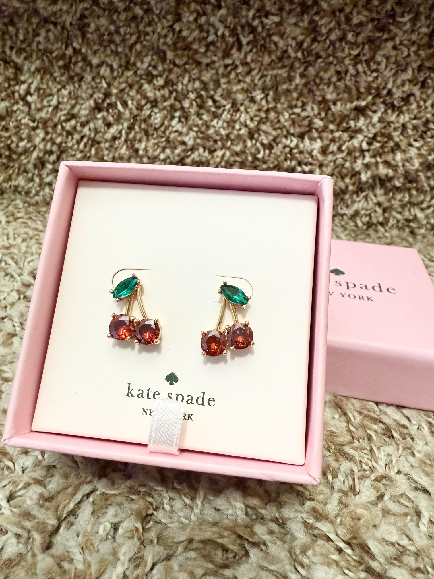 💲32🍒Kate Spade cherry Earrings