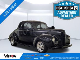1940 Ford Deluxe Coupe