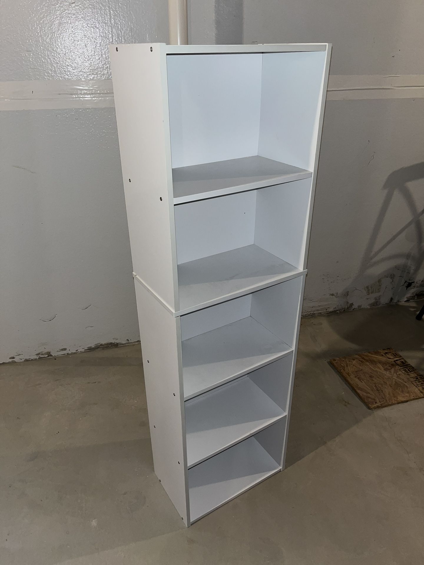 Small White Bookshelf