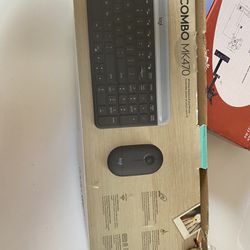 Logitech Key Board And Mouse 