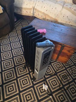 Oil filled heater New 40.00 buck