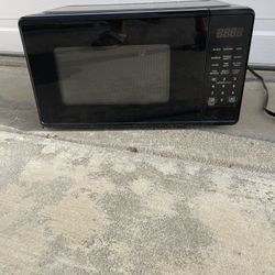 Microwave - Barely Used!!