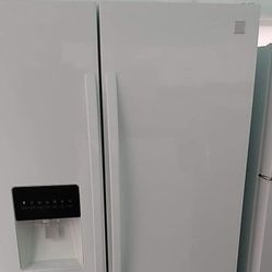 Kenmore White Refrigerador  36” By 70” For $750