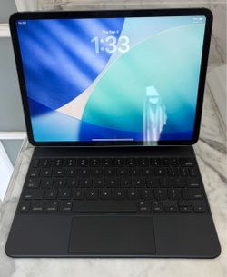 Ipad Pro 11 Inch third generation m1 256gb plus Cellular