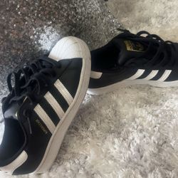 Adidas Shelltoe 